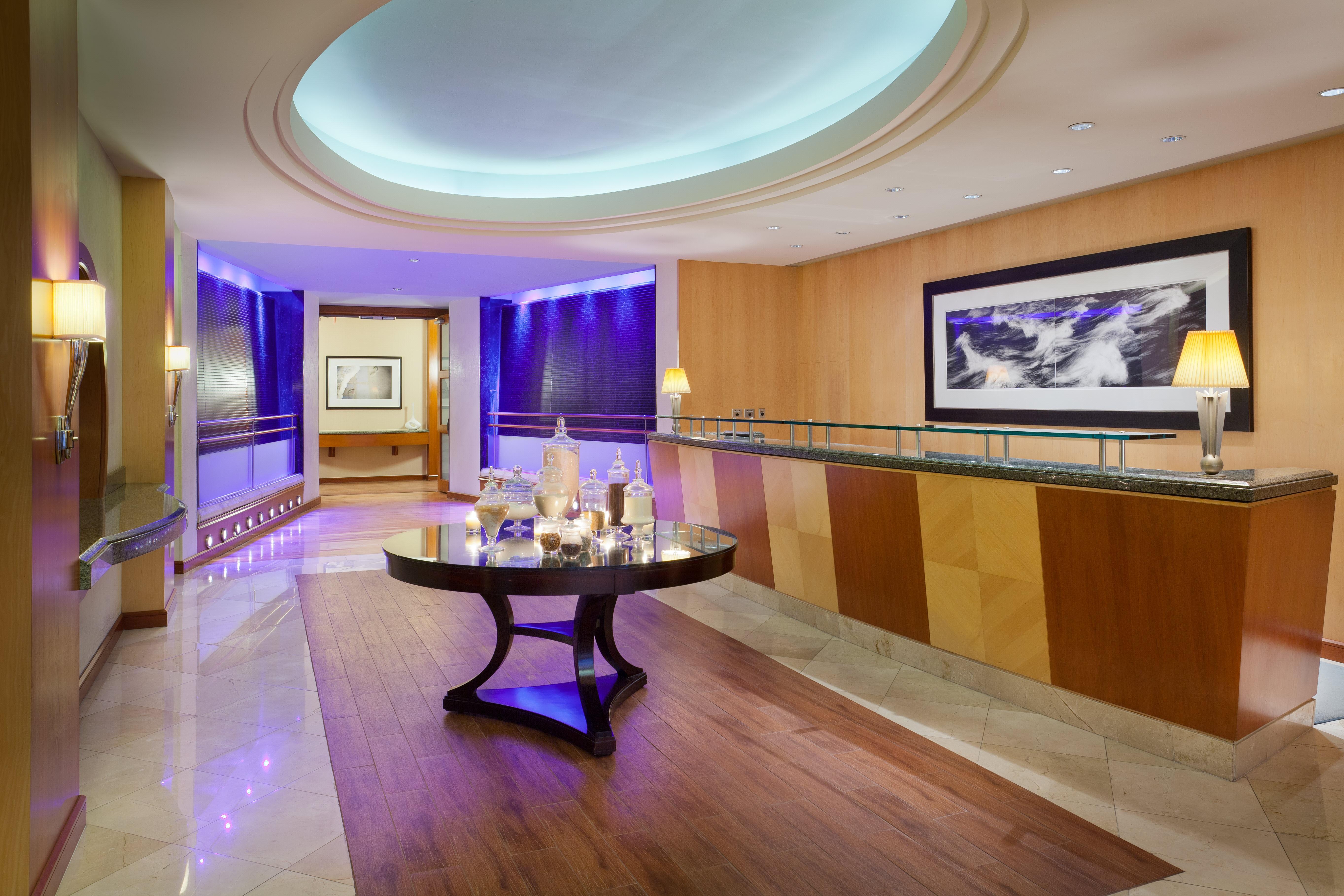 Lauderdale Marriott Harbor & Resort 4*