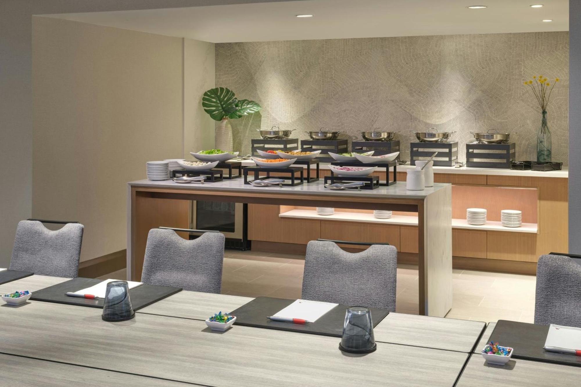 Resort Marriott Harbor Beach & Spa 4*
